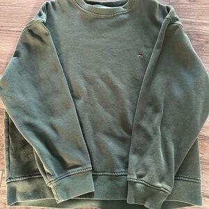 Vintage Tommy Hilfiger Men's Green Crewneck Sweatshirt